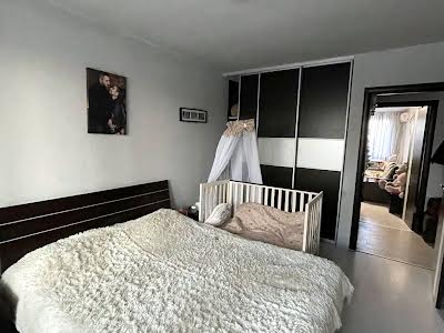 квартира за адресою Ферганська вул., 33А