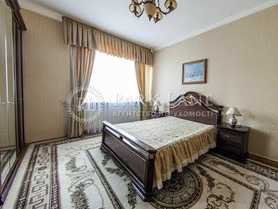 квартира по адресу Старонаводницкая ул., 13а