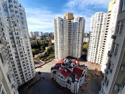квартира по адресу Французский бульв., 22/1