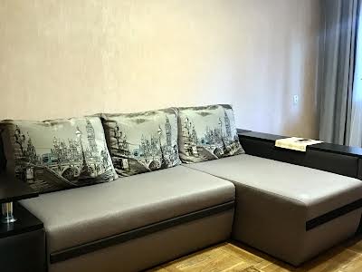 квартира за адресою Академіка Філатова вул., 49