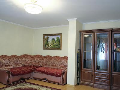 дом по адресу Вышгородская ул., 69