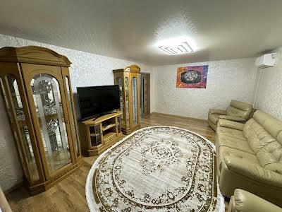 квартира за адресою В'ячеслава Чорновола вул., 2б