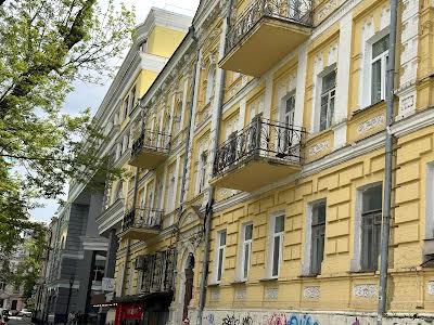 квартира за адресою Десятинний пров., 7