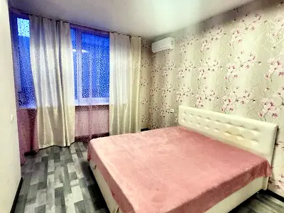 квартира по адресу Олександра Олеся ул., 4-А