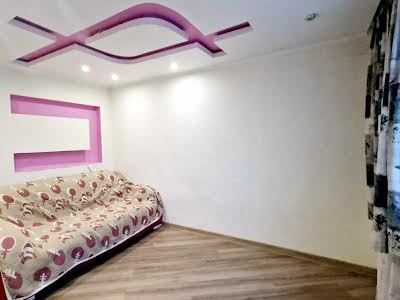 квартира за адресою Кирила Осьмака вул., 55