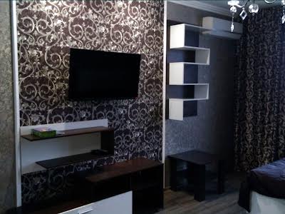 квартира за адресою Середньофонтанська вул., 35