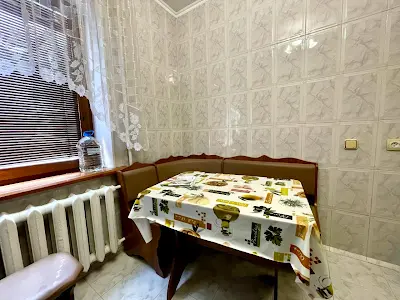 квартира за адресою 11-та Поздовжня вул., 47