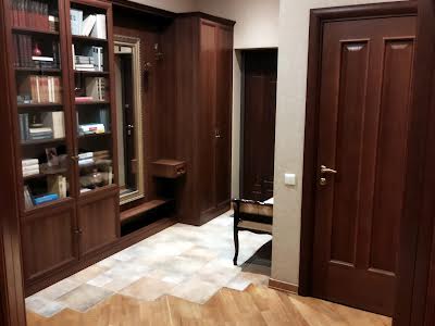 квартира за адресою Євгена Коновальця вул. (Щорса), 32-Б