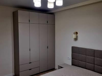квартира за адресою Михайла Максимовича вул. (Онуфрія Трутенка), 26в