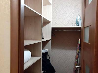 квартира за адресою В'ячеслава Чорновола вул., 60