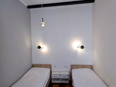 квартира за адресою Хмельницького, 73
