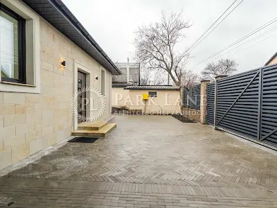 дом по адресу Згуровская ул., 13