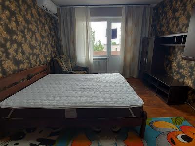 квартира за адресою Миколи Закревського вул., 17
