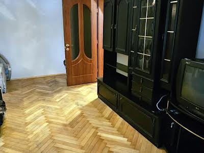 квартира за адресою Дністерська вул., 3