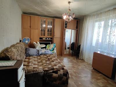 квартира за адресою Ентузіастів, 4