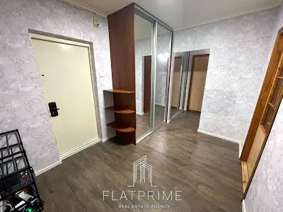 квартира за адресою Драгоманова вул., 12А
