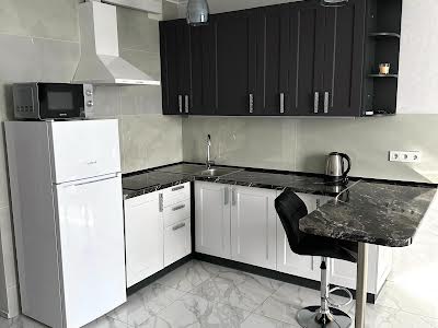 квартира за адресою Миколи Бажана просп., 17