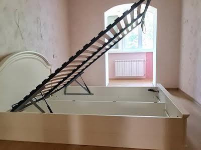 квартира за адресою 12-та Поздовжня вул., 16