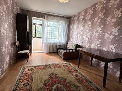 квартира за адресою Князя Володимира Великого просп., 152