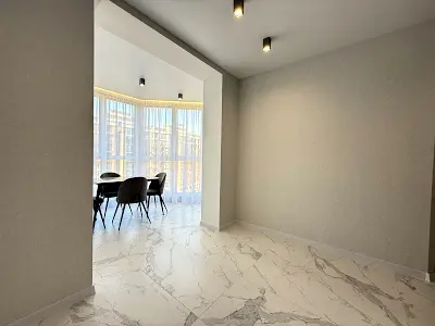 квартира за адресою Миру вул., 10б