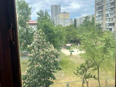 квартира по адресу Оболонский просп., 7-Б
