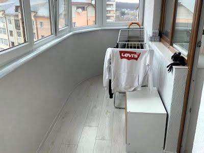 квартира за адресою Олекси Довбуша вул., 8б