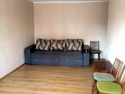 квартира за адресою Академіка Янгеля вул., 10