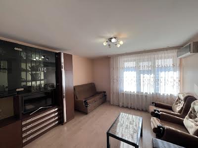 квартира за адресою Антоновича вул. (Горького), 88