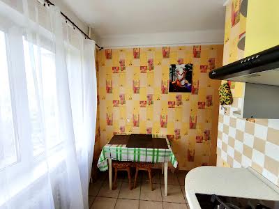 квартира за адресою Зодчих вул., 28