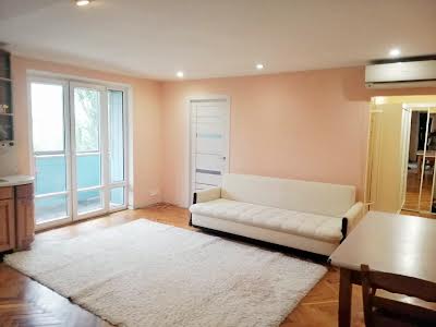 квартира за адресою Лесі Українки бульв., 28