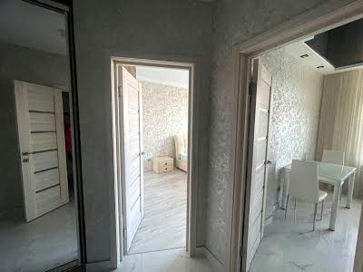 квартира за адресою Драгоманова вул., 10
