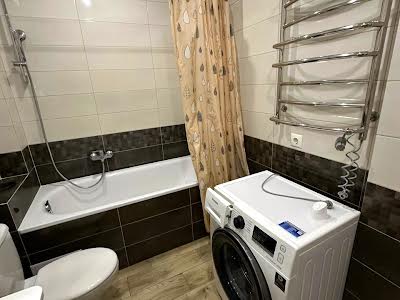 квартира за адресою Митрополита Василя Липківського вул. (Урицького), 37-Б
