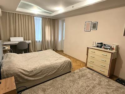 квартира за адресою Олександра Кониського вул., 34
