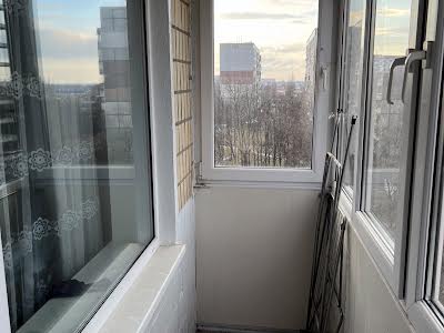 квартира за адресою Янтарна вул., 83