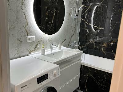 квартира за адресою Малоголосківська вул., 10