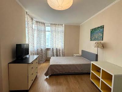 квартира за адресою Феодосійська вул., 1
