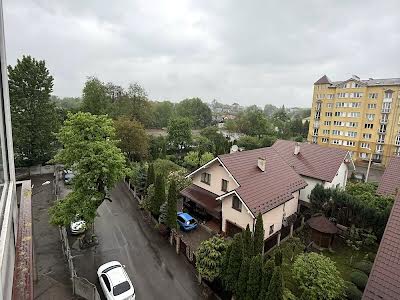 квартира по адресу Леси Украинки ул., 2