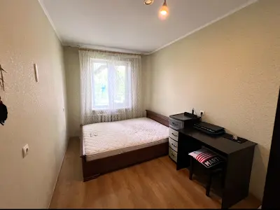 квартира за адресою Автозаводська вул., 17