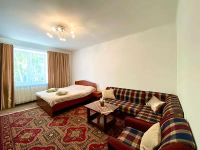 квартира по адресу Буцманюка ул., 92а