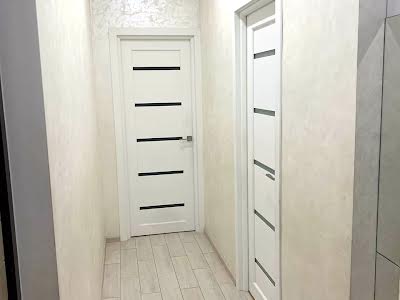 квартира за адресою Дорошенка вул., 5