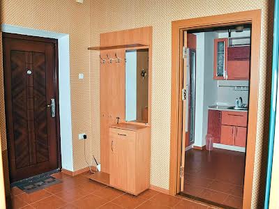 квартира за адресою Середньофонтанська вул., 19в