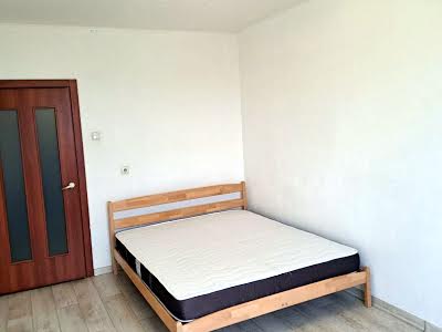 квартира за адресою Григорія Ващенка вул., 1