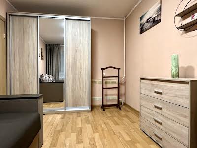 квартира за адресою Миколи Бажана просп., 7-Г