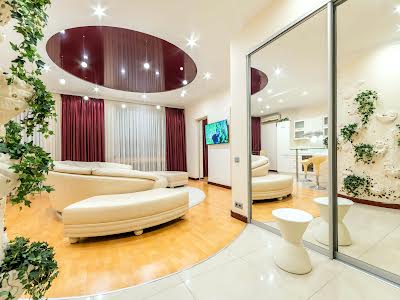 квартира за адресою Шота Руставелі вул., 44