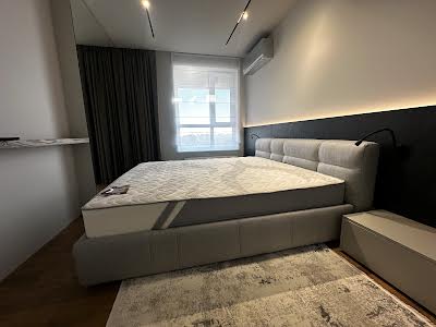 квартира за адресою Олени Теліги вул., 25