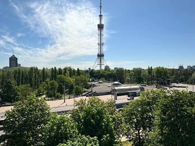 квартира по адресу Елены Телиги ул., 21