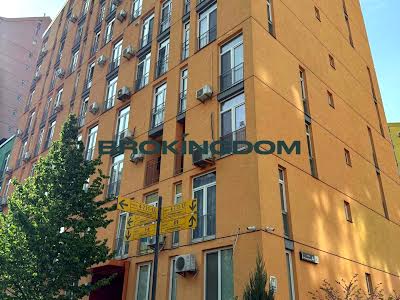 квартира за адресою Регенераторна вул., 4 к1-9