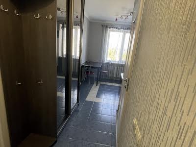 квартира за адресою Панаса Мирного вул., 18-А