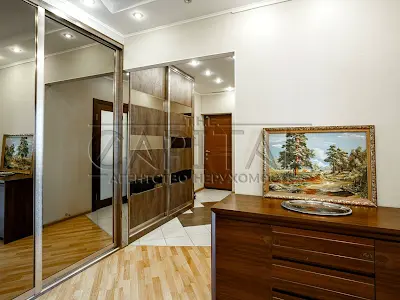 квартира по адресу Срибнокильская ул., 22