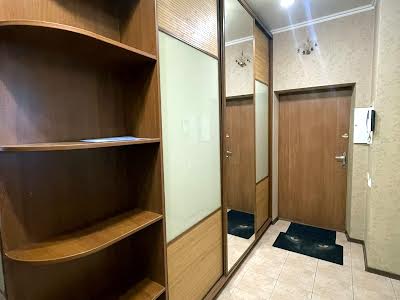 квартира за адресою Євгена Коновальця вул. (Щорса), 35